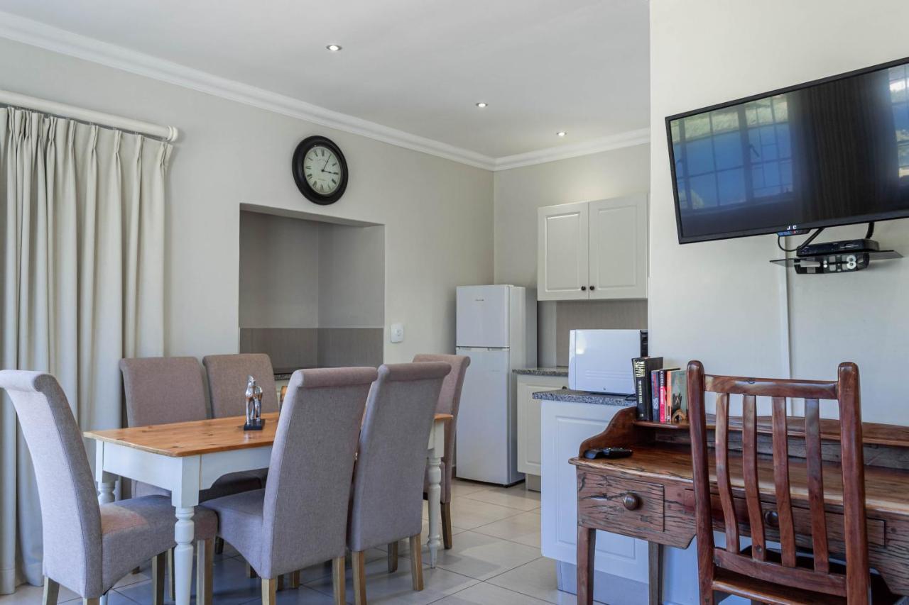 Webersburg Hotel Стеленбош Екстериор снимка