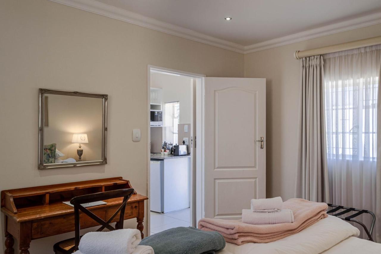 Webersburg Hotel Стеленбош Екстериор снимка